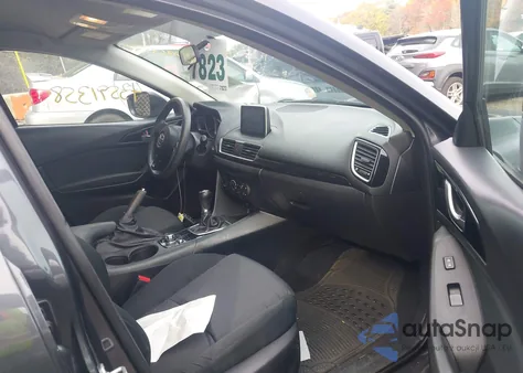 2015 Mazda Mazda3 I Sport z USA, uszkodzony, nr VIN 3MZBM1U79FM206611